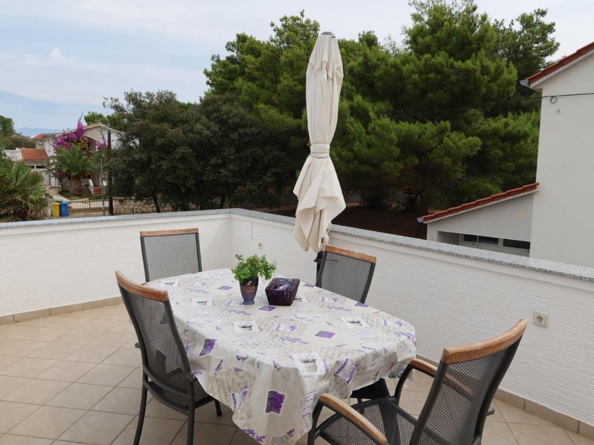 Apartment Mira-2 By Interhome Vir Bagian luar foto